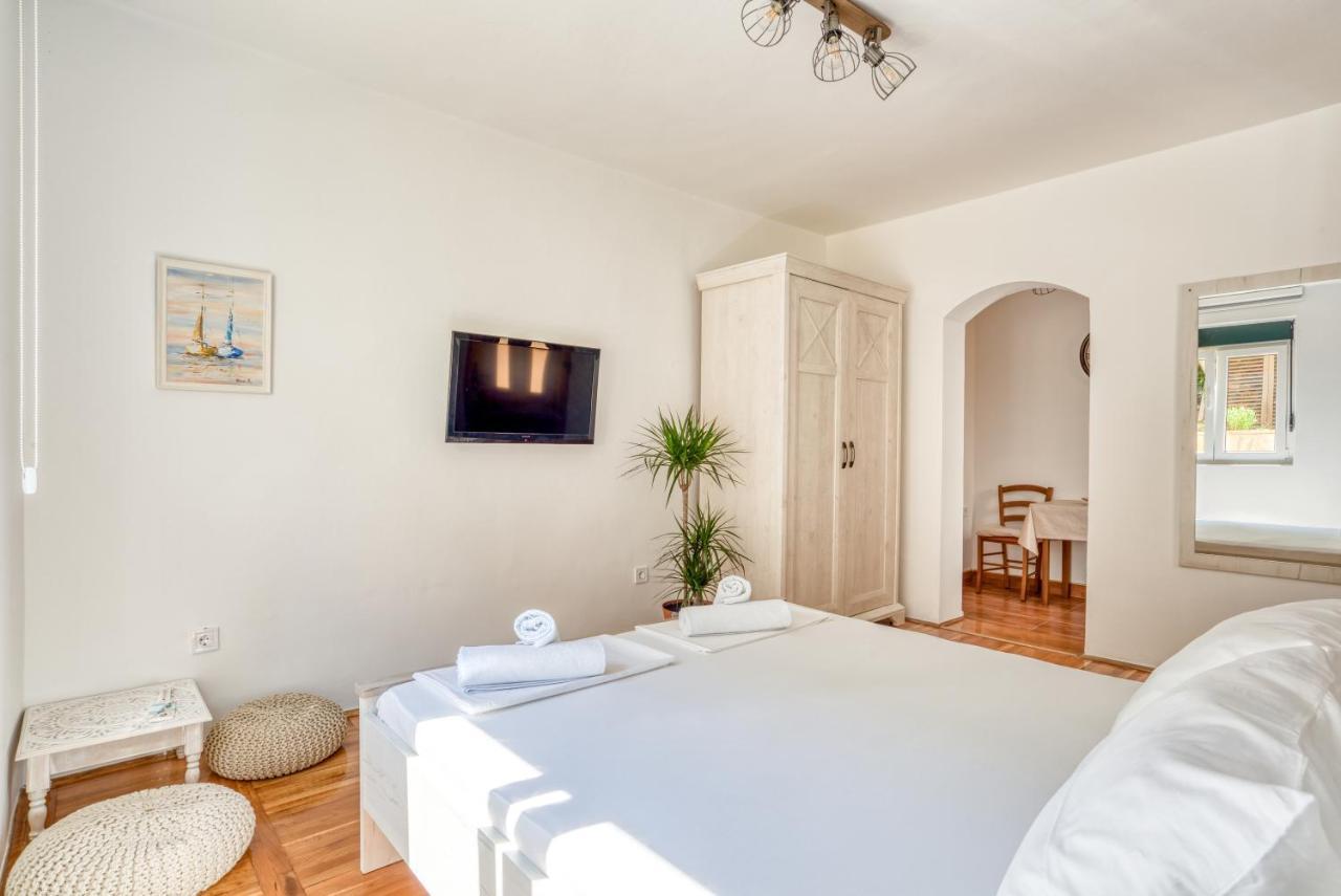 Boka Bay Paradise Apartments - Oasis Of Piece โกตอร์ ภายนอก รูปภาพ