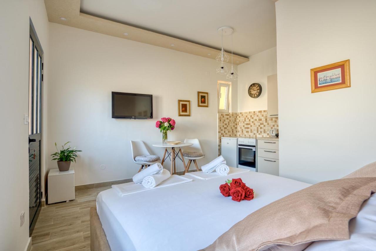 Boka Bay Paradise Apartments - Oasis Of Piece โกตอร์ ภายนอก รูปภาพ