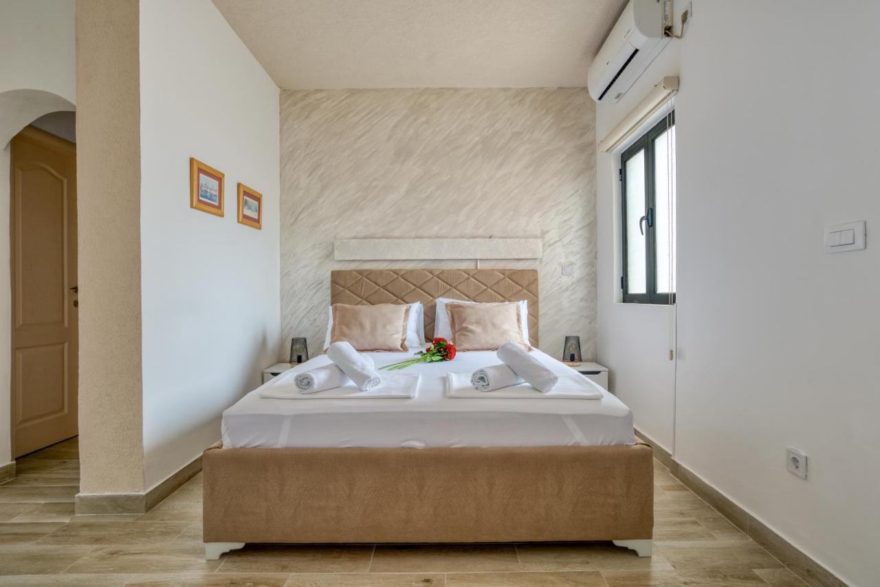 Boka Bay Paradise Apartments - Oasis Of Piece โกตอร์ ภายนอก รูปภาพ